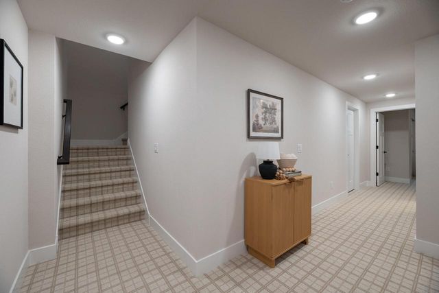 N63W35852 Frederick DRIVE, Oconomowoc, WI 53066