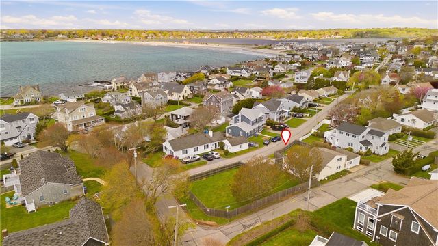 2 Stimpson Street, Middletown, RI 02842