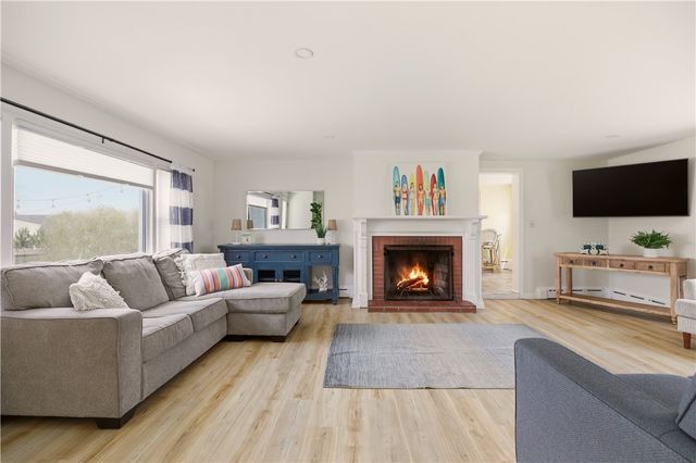 2 Stimpson Street, Middletown, RI 02842