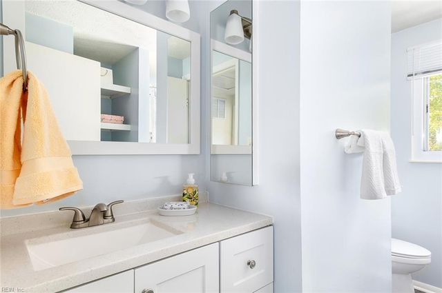 1503 Peabody DR, Hampton, VA 23666