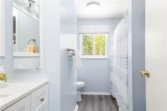 1503 Peabody DR, Hampton, VA 23666