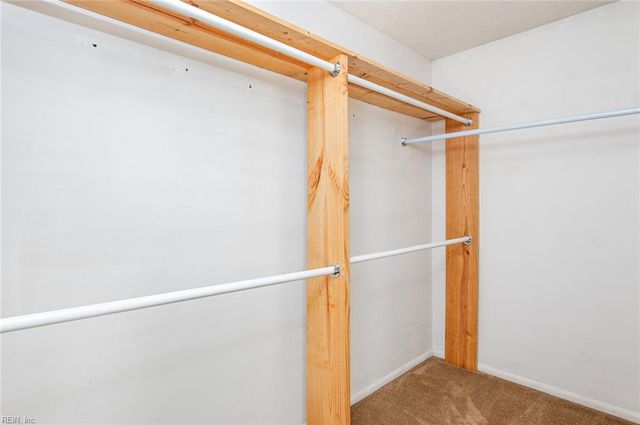 1503 Peabody DR, Hampton, VA 23666