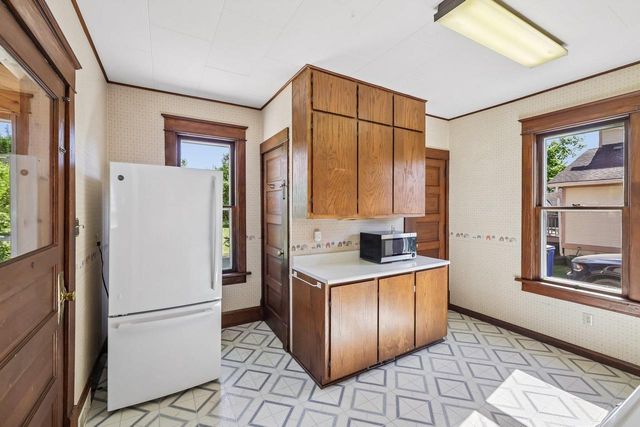 202 W 3rd Street, Waunakee, WI 53597