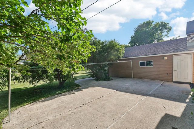 202 W 3rd Street, Waunakee, WI 53597