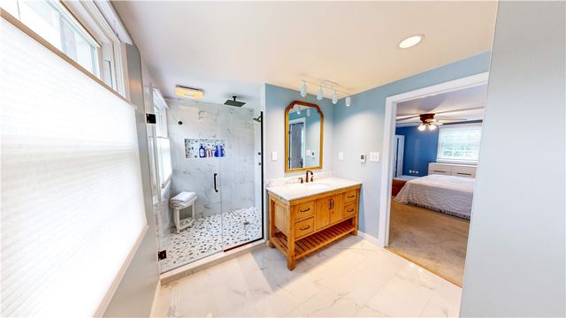 1388 Falla Dr, Bethel Park, PA 15102