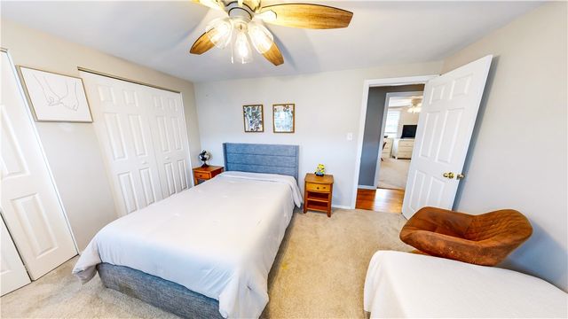 1388 Falla Dr, Bethel Park, PA 15102