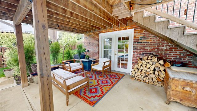 1388 Falla Dr, Bethel Park, PA 15102