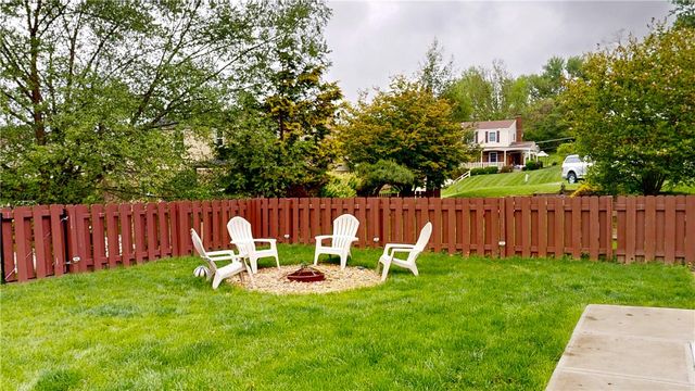 1388 Falla Dr, Bethel Park, PA 15102