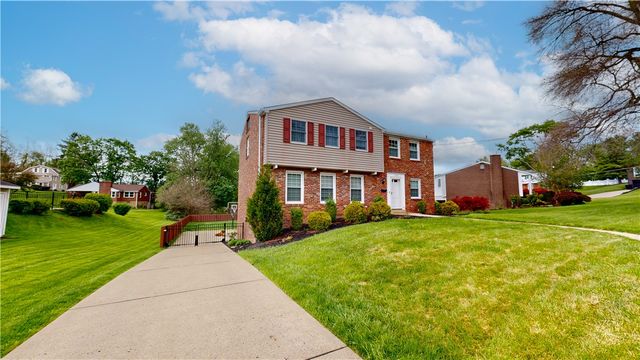 1388 Falla Dr, Bethel Park, PA 15102