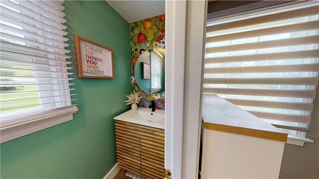 1388 Falla Dr, Bethel Park, PA 15102