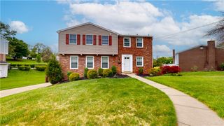 1388 Falla Dr, Bethel Park, PA 15102