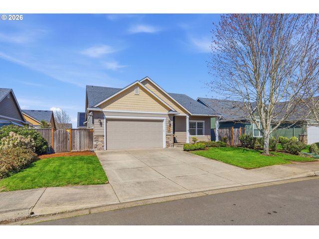 956 KAYLEE Ave, Junction City, OR 97448