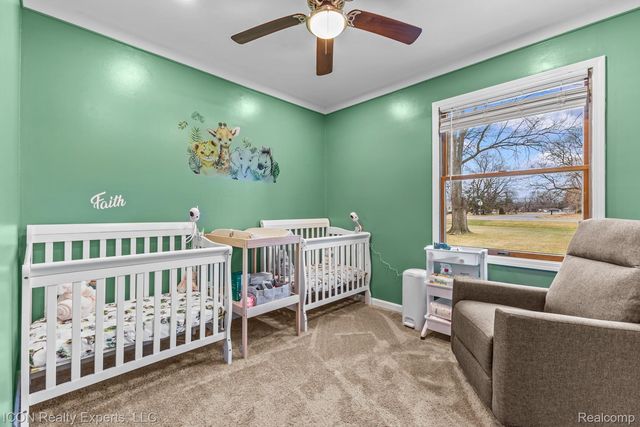 38595 Hilldale Street, Clinton Charter Township, MI 48036