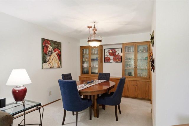 2401 Pendleton PLACE, Waukesha, WI 53188