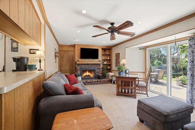2401 Pendleton PLACE, Waukesha, WI 53188