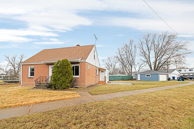 6831 S 79th Avenue, Bridgeview, IL 60455