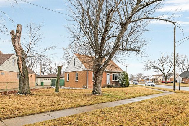 6831 S 79th Avenue, Bridgeview, IL 60455