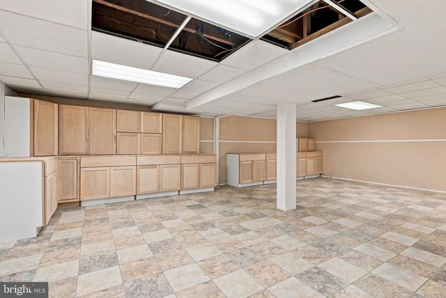 40 2ND ST, Windsor, PA 17366
