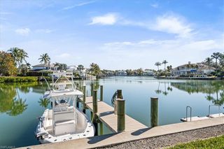 1910 Gulf Shore BLVD N 107, Naples, FL 34102