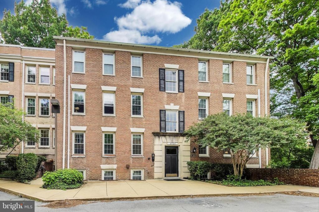 2725 ORDWAY ST NW #2, Washington, DC 20008