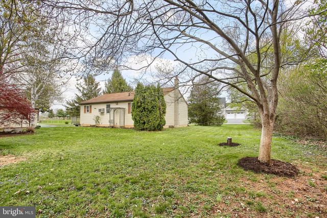 1916 FISHER ROAD, Mechanicsburg, PA 17055