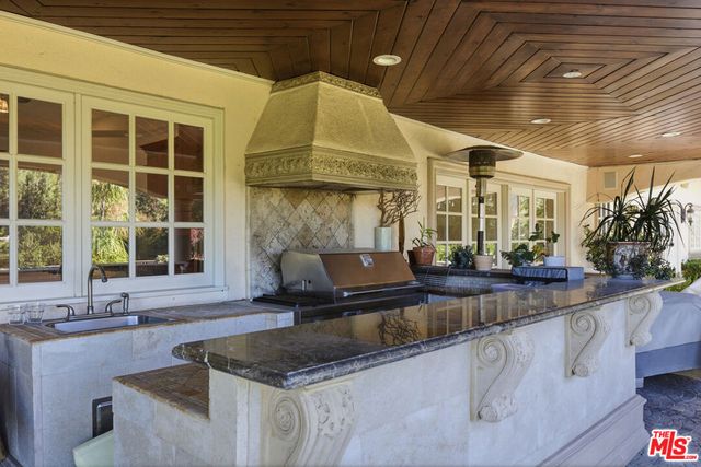 4305 Coquette Place, Tarzana, CA 91356