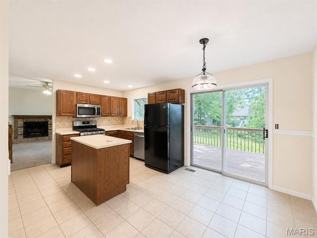 822 Sheraton, Herculaneum, MO 63048