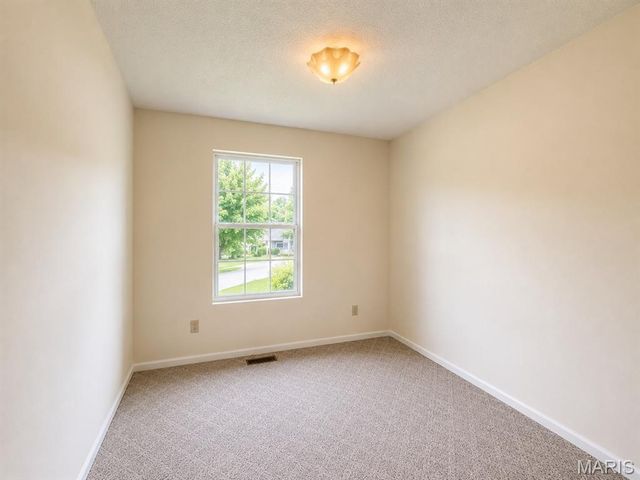 822 Sheraton, Herculaneum, MO 63048