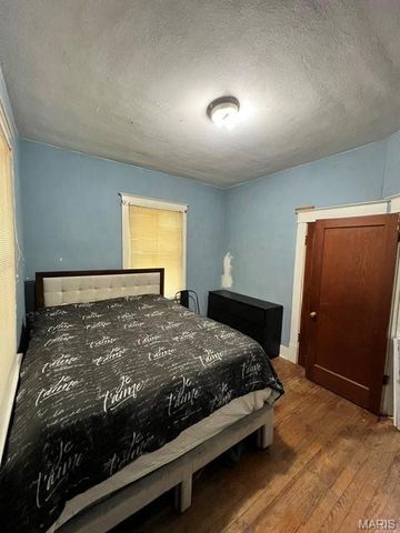 2104 McLaran Avenue, Jennings, MO 63136
