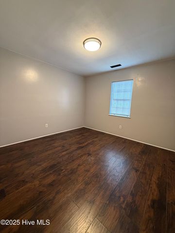 103 Easy Street, Jacksonville, NC 28546