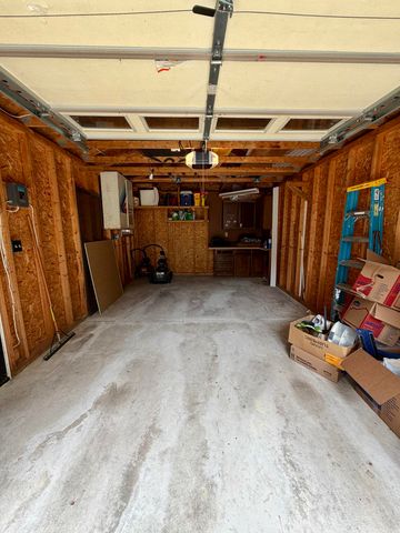 1201 Granger Avenue, Ann Arbor, MI 48104