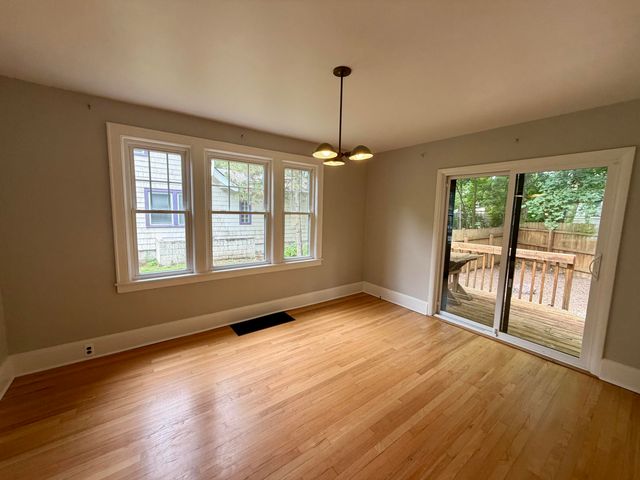 1201 Granger Avenue, Ann Arbor, MI 48104