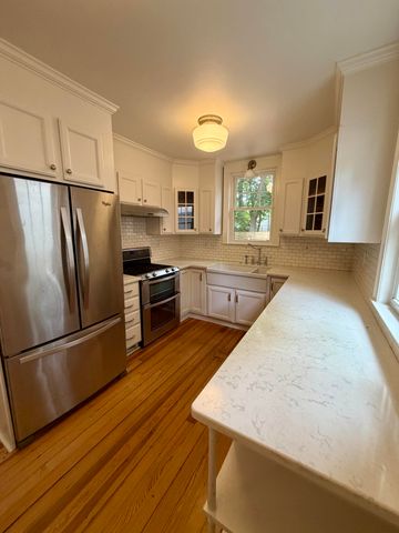 1201 Granger Avenue, Ann Arbor, MI 48104