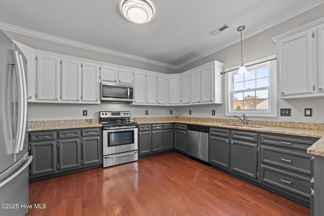 707 Chicory Court, Greenville, NC 27858