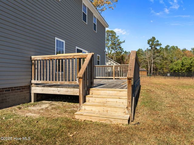 707 Chicory Court, Greenville, NC 27858