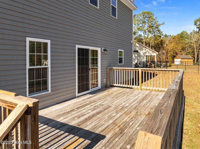 707 Chicory Court, Greenville, NC 27858