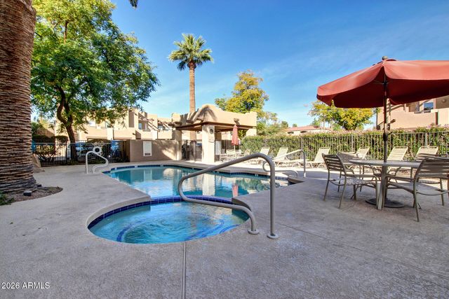 7021 E EARLL Drive 202, Scottsdale, AZ 85251