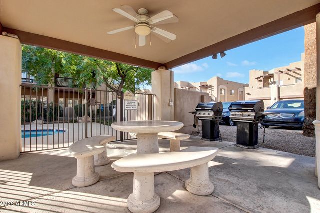 7021 E EARLL Drive 202, Scottsdale, AZ 85251