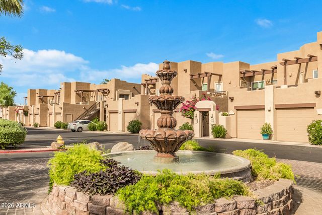 7021 E EARLL Drive 202, Scottsdale, AZ 85251