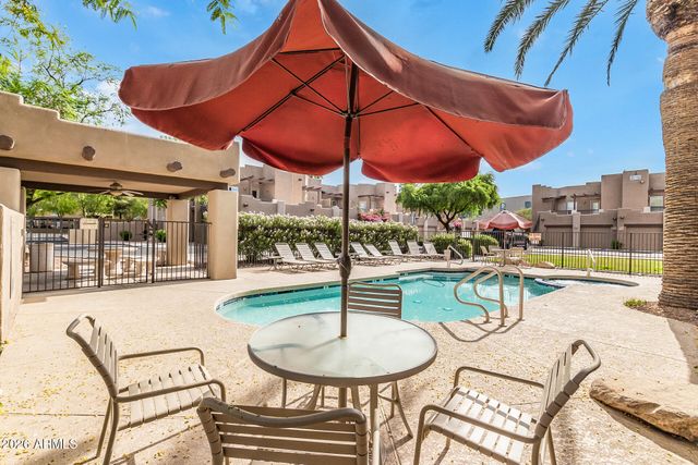 7021 E EARLL Drive 202, Scottsdale, AZ 85251