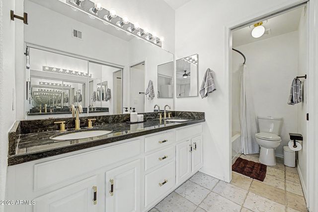 7021 E EARLL Drive 202, Scottsdale, AZ 85251