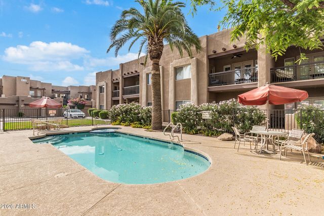 7021 E EARLL Drive 202, Scottsdale, AZ 85251