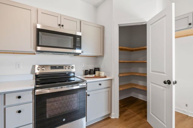 11446 W 35th Cir, Wichita, KS 67215