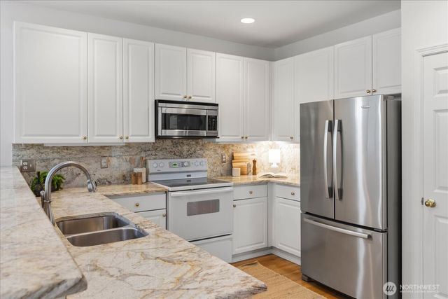 4713 160th Street SW, Lynnwood, WA 98087