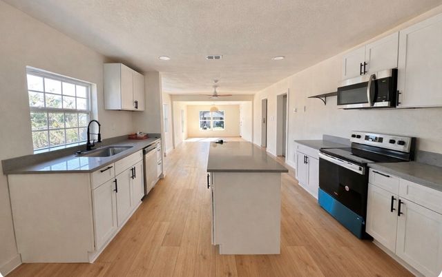 2739 Lawrence Street, Dallas, TX 75215