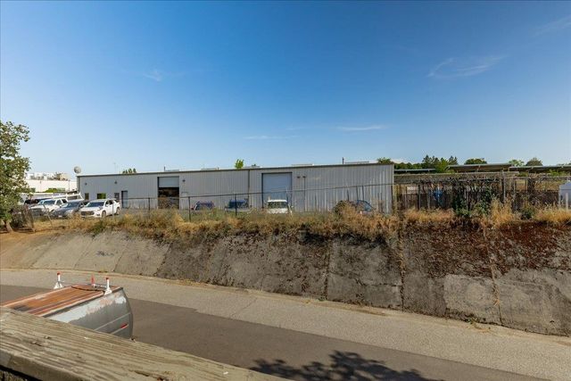 11570 Garnet Way #4, Auburn, CA 95602