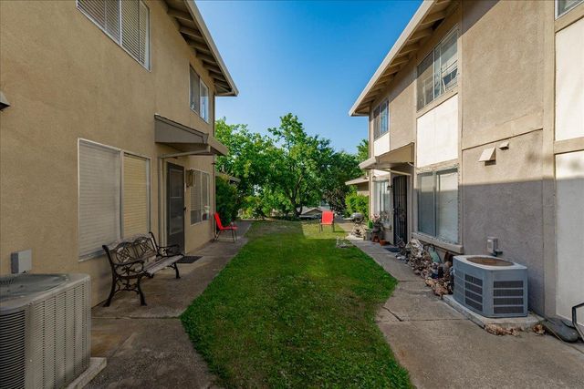 11570 Garnet Way #4, Auburn, CA 95602