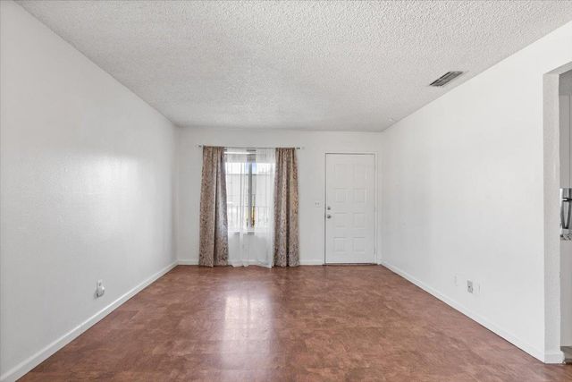 11570 Garnet Way #4, Auburn, CA 95602