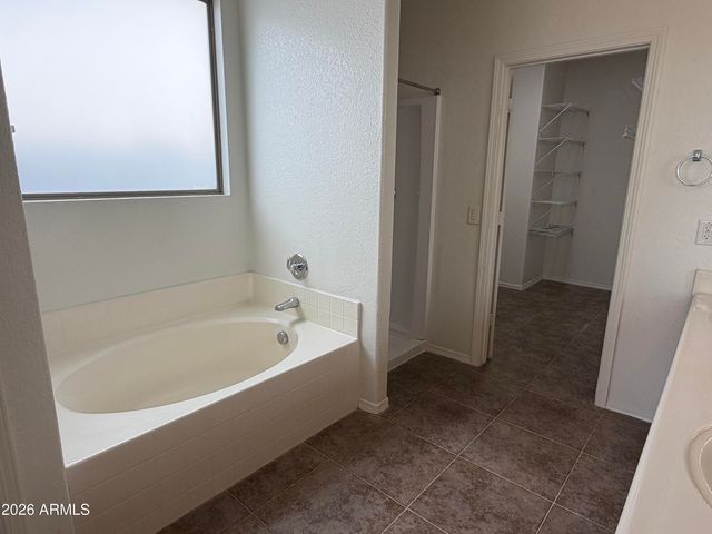 1541 W SAINT KATERI Drive, Phoenix, AZ 85041