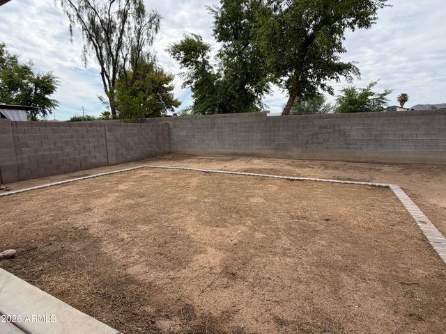 1541 W SAINT KATERI Drive, Phoenix, AZ 85041
